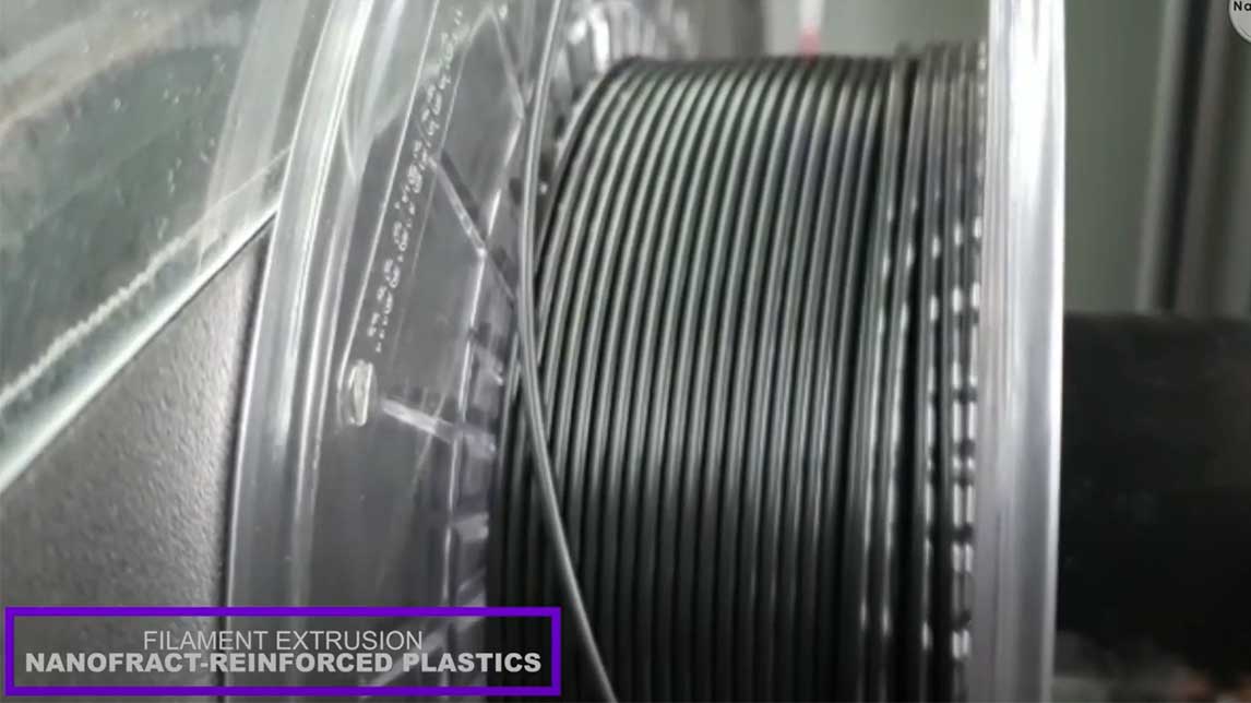 Video NanoFract: Filament and 3-D printing from reinforced plastics Video NanoFract: Filament and 3-D printing from reinforced plastics