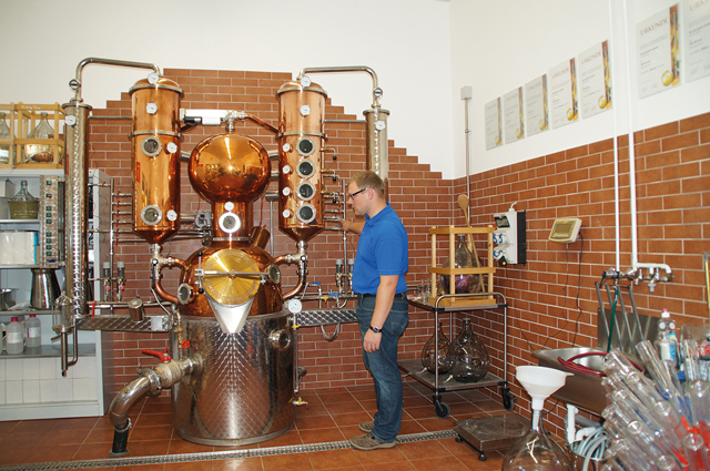 Exponatebilder_versuchsbrennerei Exponatebilder_versuchsbrennerei