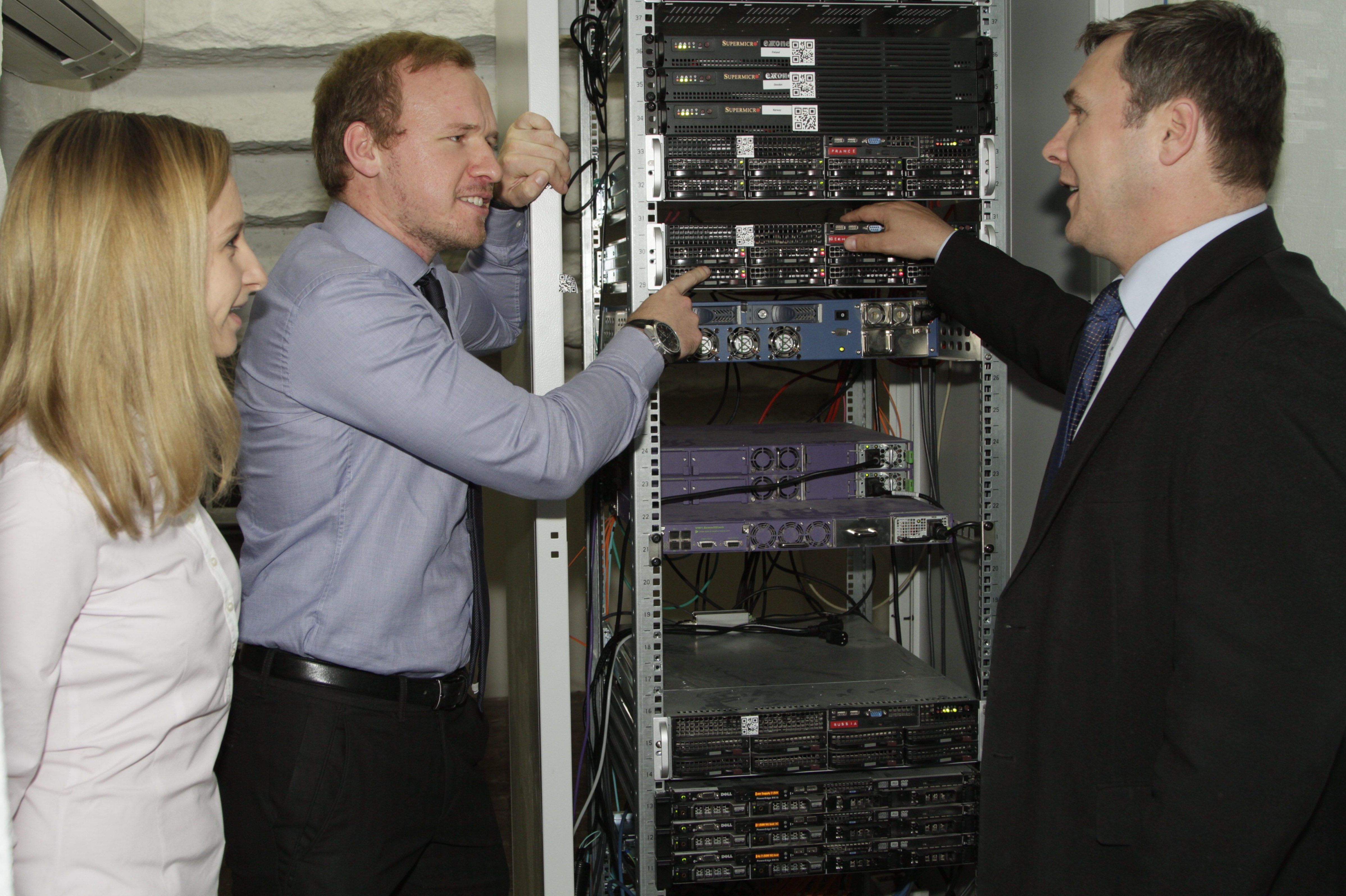 FORZA_06_IT-Technik FORZA_06_IT-Technik